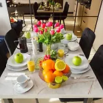 Long Gardens Gold Premium Old Town * Гданьск