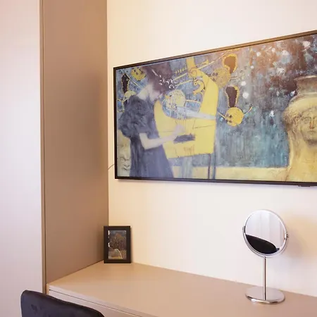 Long Gardens Gold Premium Old Town Apartamento