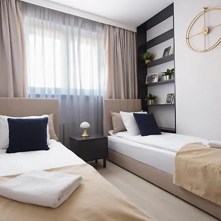 Long Gardens Gold Premium Old Town Apartament