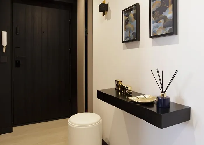 Long Gardens Gold Premium Old Town *